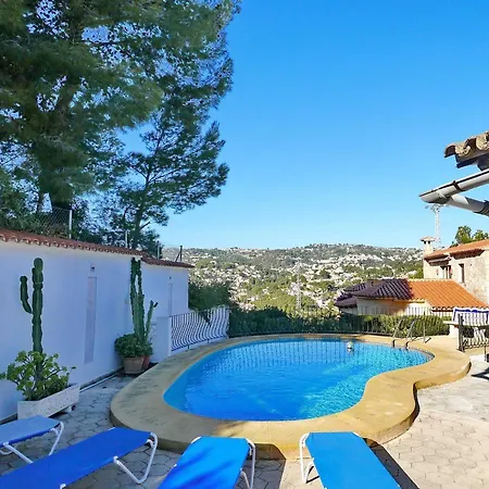 Yvonne - Chill Out, Free Wifi, Close To Facilities *